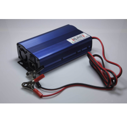 Caricabatterie Aliant 10ampere (Carica tutte le batterie al litio Aliant tranne YLP05 e YLP07)