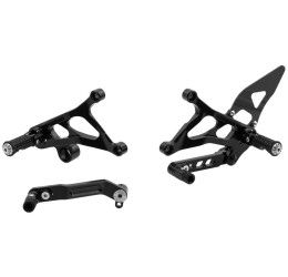 Pedane arretrate CNC Racing per MV Agusta Brutale 675 12-15