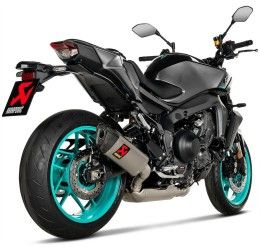 Scarico completo Akrapovic Racing omologato con collettori in acciaio inox e terminale in titanio con fondello in carbonio per Yamaha MT-09 24-25