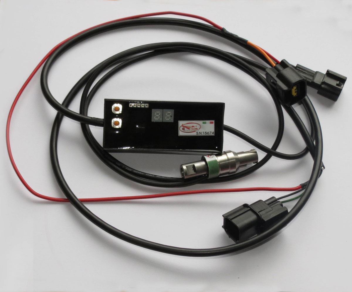 https://cdn.motoracingshop.com/media/catalog/product/k/i/kit-cambio-elettronico-irc-sgrace-per-centraline-powercommander-rapidbike-0.jpg